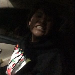 Meet your Posher, Miqual